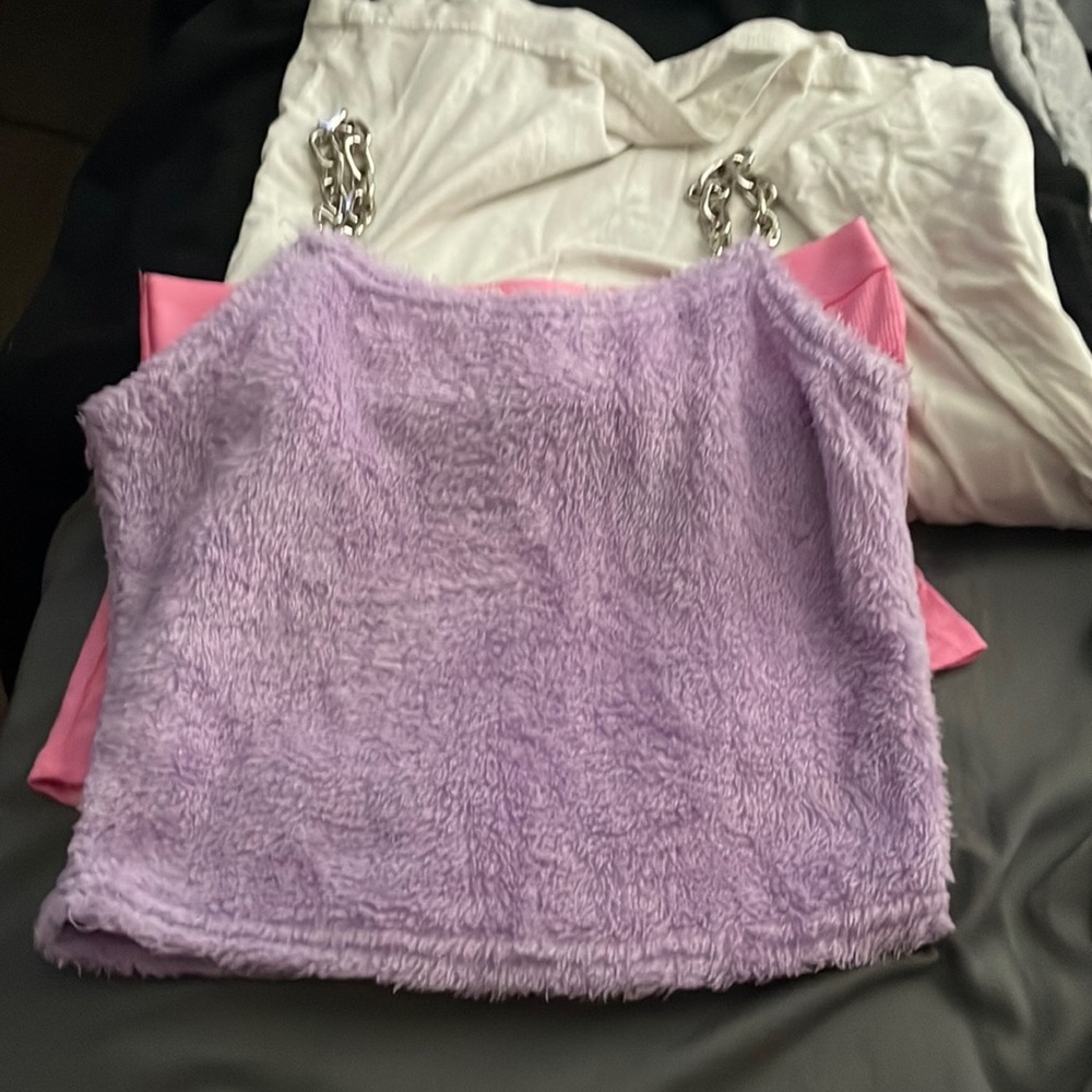 Purple soft cropped tank top with chains for straps